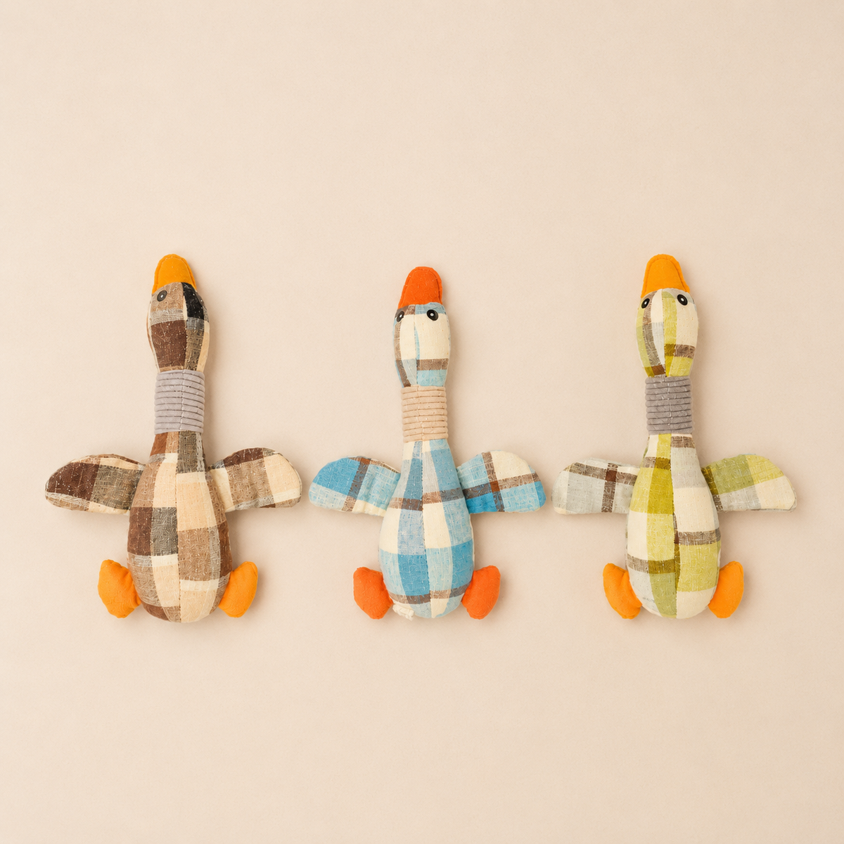 Goose Dog Squeaky Plush Toy with Crinkle Paper for Chewers